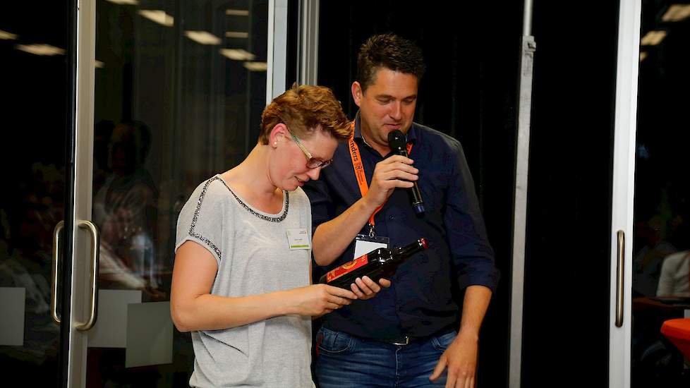 Sarah Cools uit het Vlaamse Wuustwezel werd uitgeroepen tot winnaar van het debat omdat ze de meeste bezoekers had overtuigd hun mening te wijzigen. Ze ontving een fles bier van voorzitter Alex Janssen.