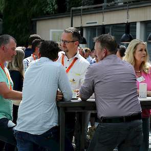 Vanaf 14.00 uur &#039;s middags stroomt de showroom op de Venco Campus in Eersel vol met bezoekers, die de tijd nuttig gebruiken om te netwerken of om gezellig bij te kletsen.