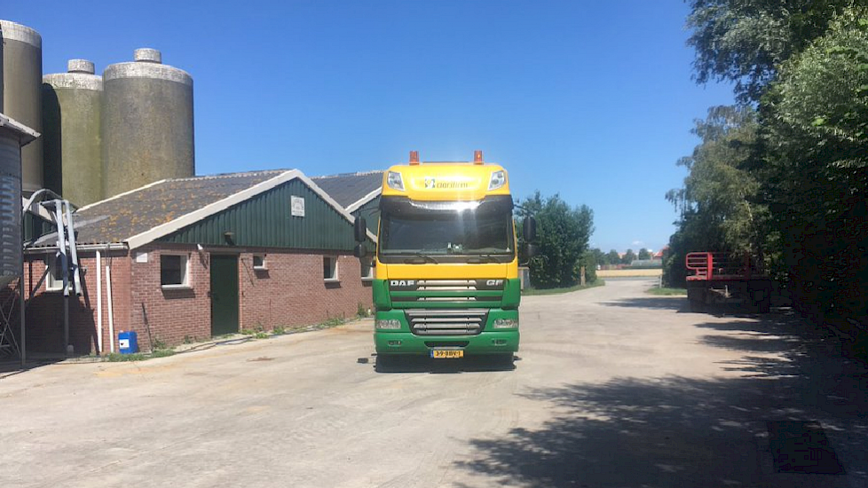 Pieter van der Burg (akkerbouw/vleeskuikens in Groningen), had te doen met de chauffeur van Agrifirm: "Maar even een ijsje gebracht met dit warme weer." #geenhittestress