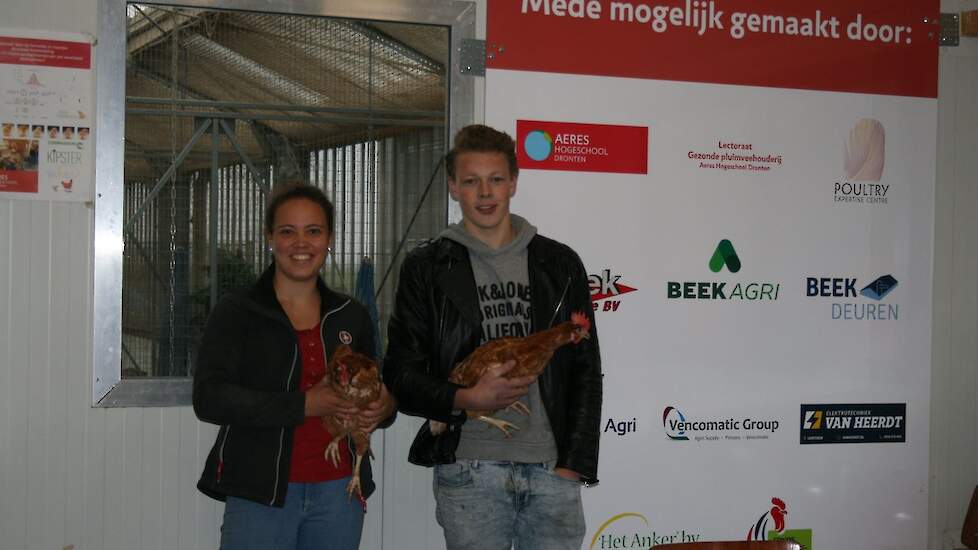 Willem van den Bout (rechts op de foto) wil graag een bestaand pluimveebedrijf zonder opvolger overnemen.