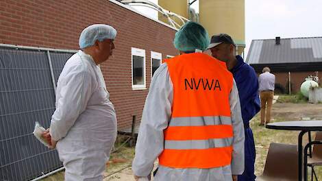 Proces verbaal NVWA voor siervogelhouder uit Heeten wegens overtreden registratieplicht - Pluimveewe