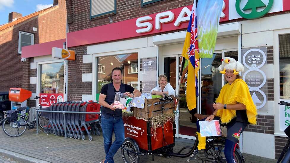 Vera Lardinois vertrok vanuit het Limburgse Eckelrade en ging onderweg langs bij Omroep Limburg, het provinciehuis en een plaatselijke supermarkt om het ei onder de aandacht te brengen.