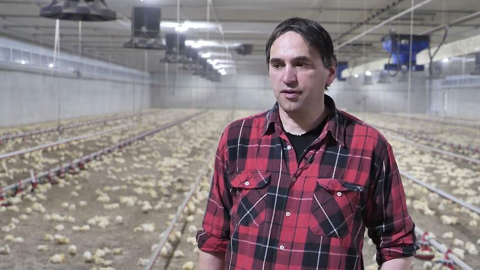 Verbetering van stalklimaat en vermindering van stookkosten in de pluimveestal van Jack Renders