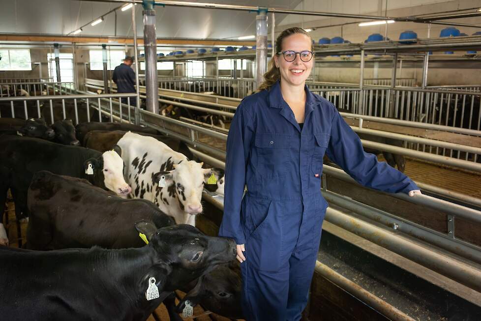 Projectmanager Anne-Jo Smits van het Praktijkcentrum Emissiereductie Veehouderij (PEV).