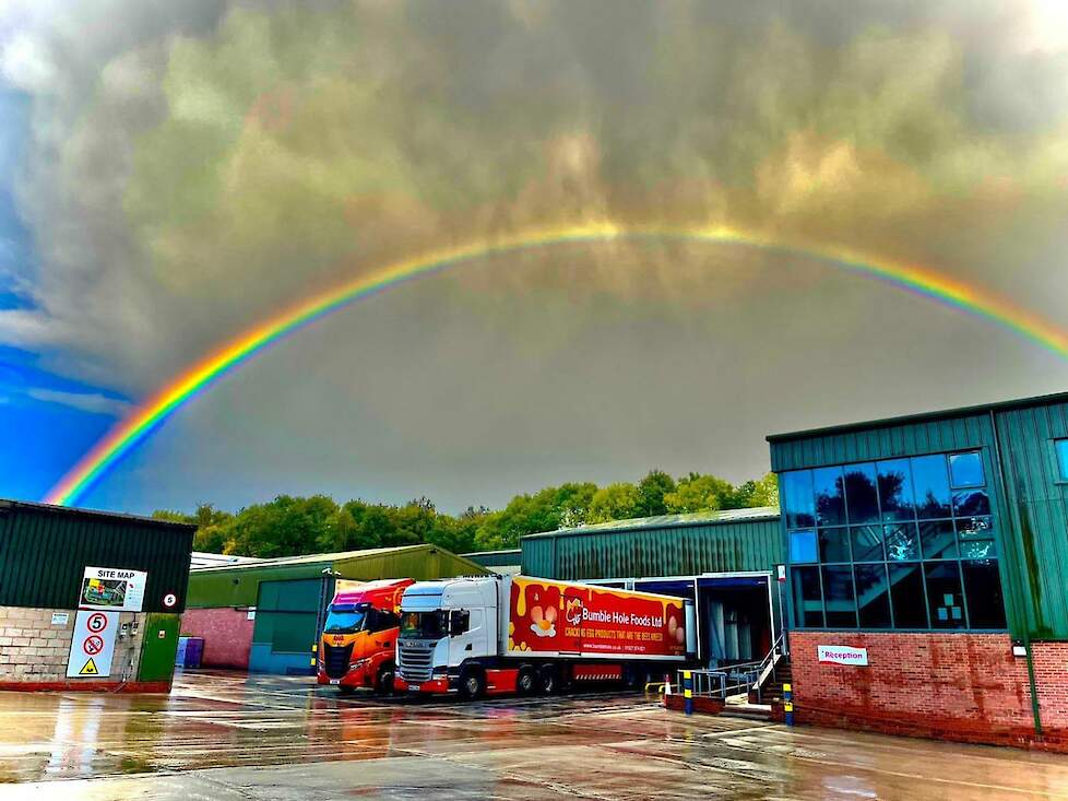 Bumble Hole Foods Ltd  heeft een vestiging in Bromsgrove, in de buurt van Birmingham in Engeland.