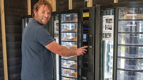 Snoek enthousiast over eigen eierafzet