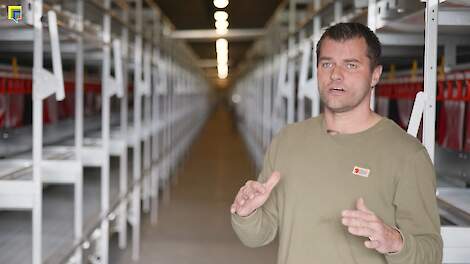 Video: 15 procent bespaard met tweedehands vrije-uitloopstal