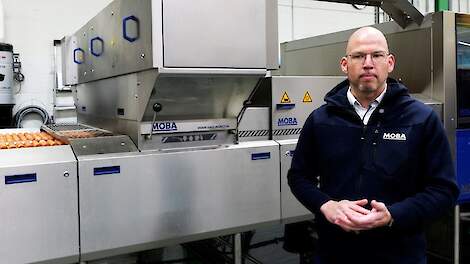 Video: Nieuwe cameratechnologie detecteert haarscheuren in eierschaal met AI bij Duitse pakstation Amshoff