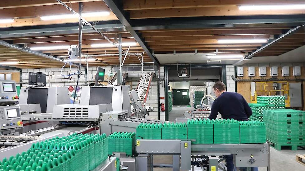 Het complete eierlokaal op het bedrijf van Gijs in het Limbugse Ysselsteyn.