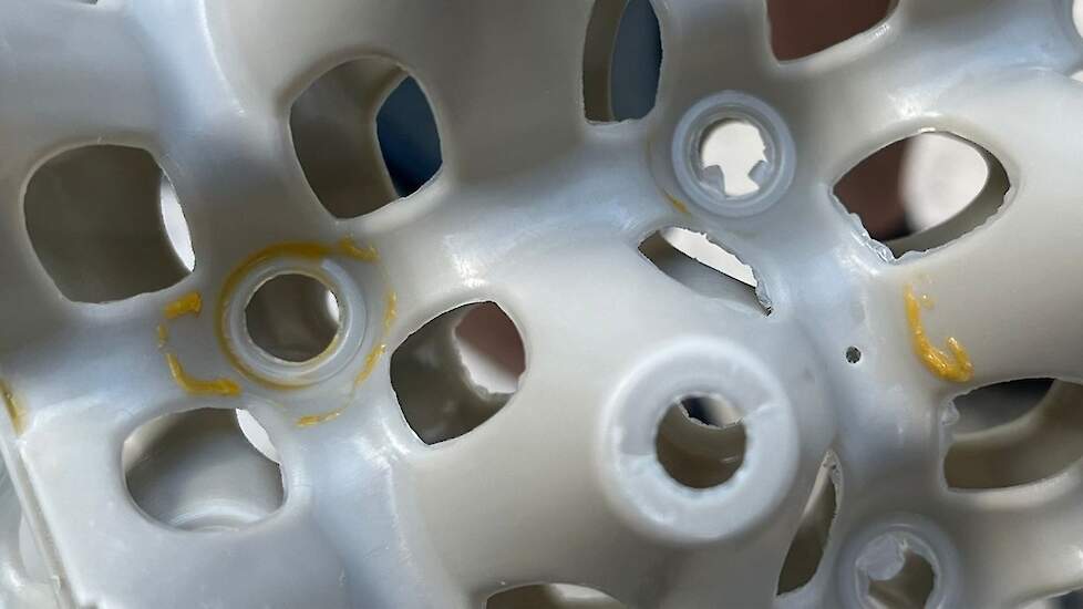 Leghennenhouder kan salmonellamonster verpakkingsmateriaal of ongedierte op kosten van NVP insturen